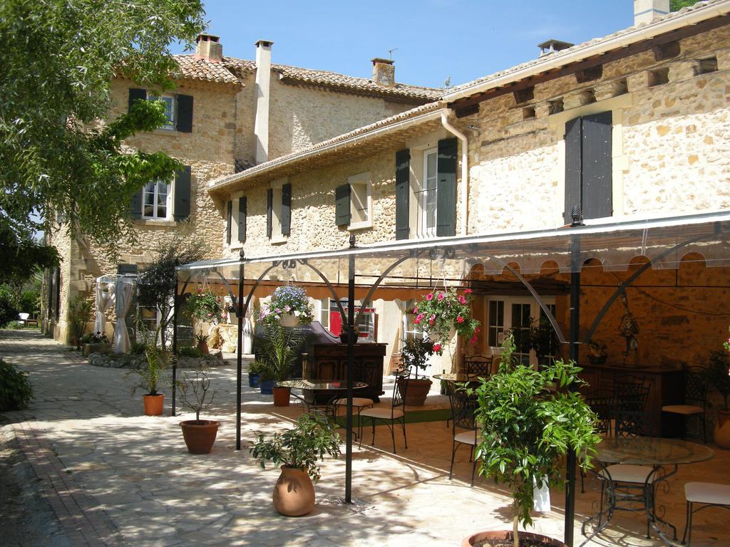 Bastide Des Princes B&B Caderousse Eksteriør billede