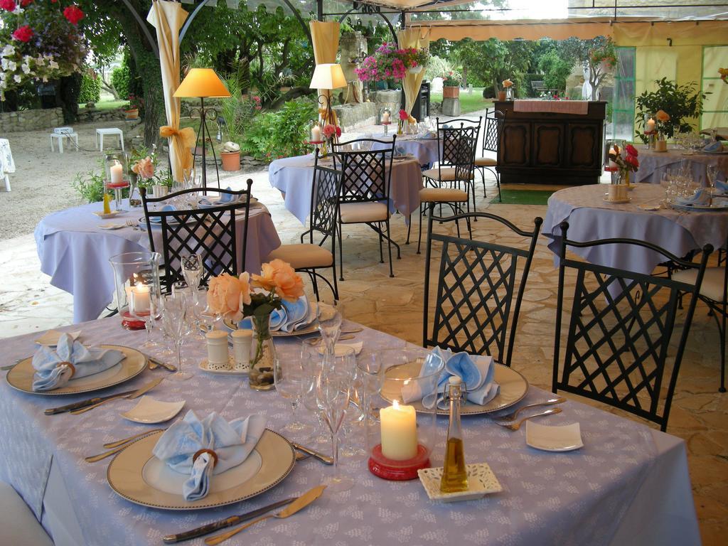 Bastide Des Princes B&B Caderousse Eksteriør billede