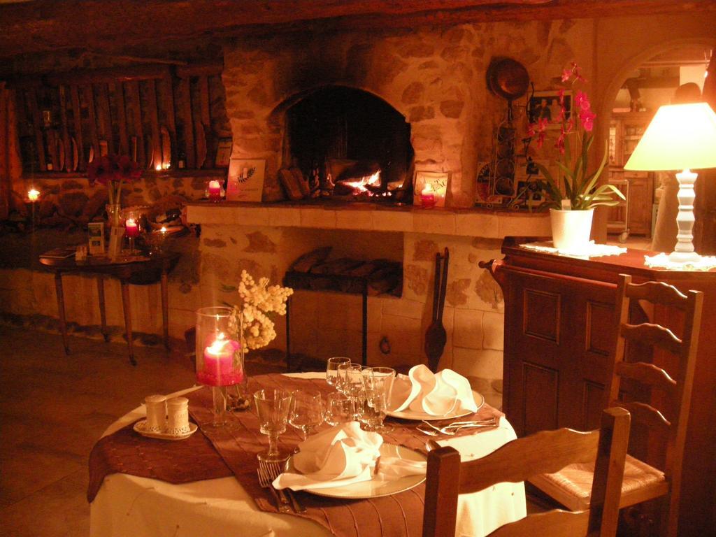 Bastide Des Princes B&B Caderousse Eksteriør billede